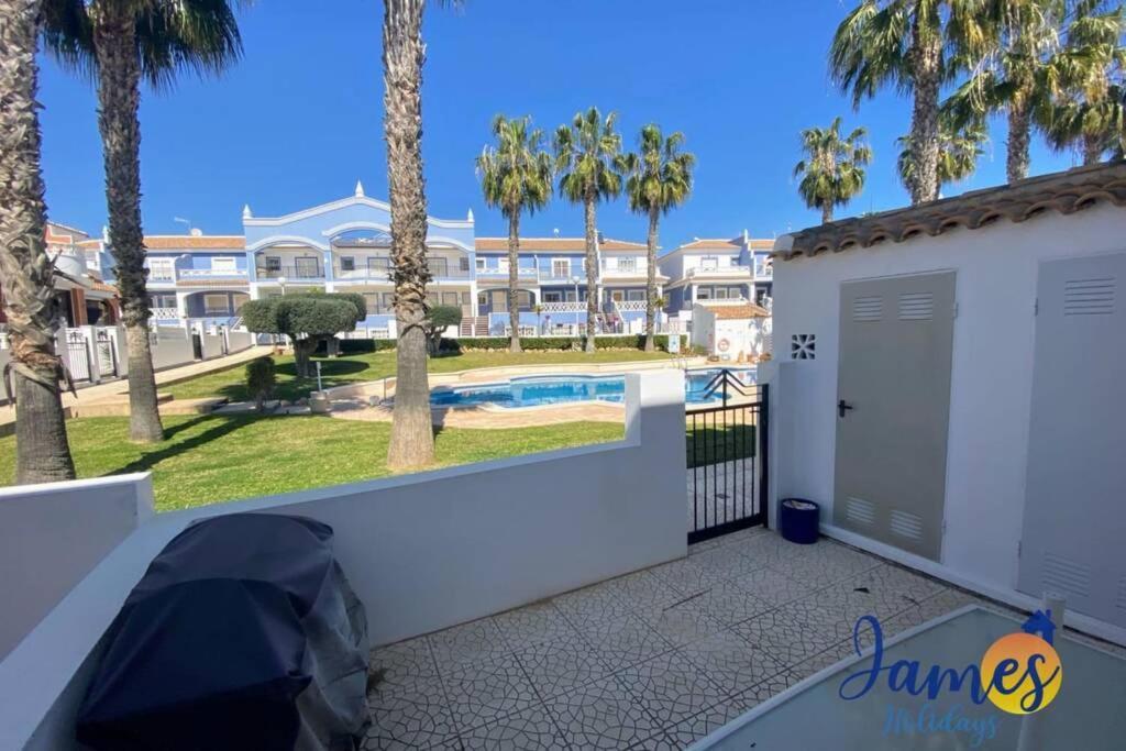 Laguna Townhouse overlooking Communal Pool LOM01 Ciudad Quesada Bagian luar foto