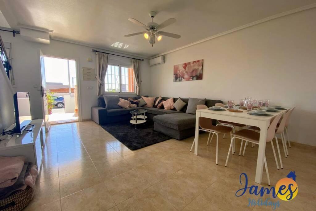 Laguna Townhouse overlooking Communal Pool LOM01 Ciudad Quesada Bagian luar foto