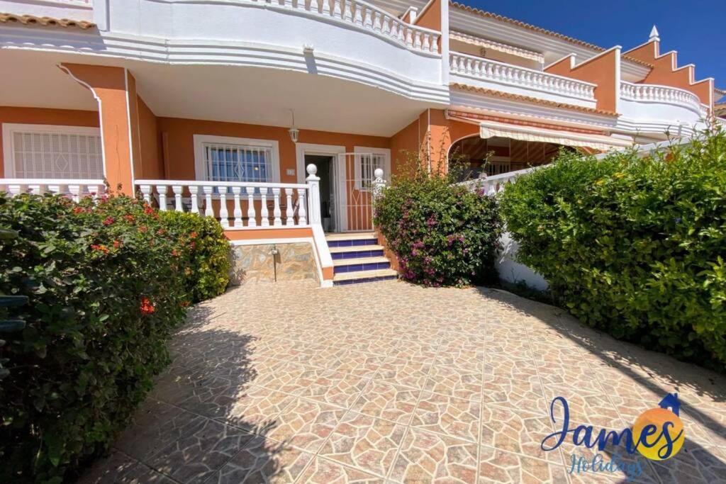 Laguna Townhouse overlooking Communal Pool LOM01 Ciudad Quesada Bagian luar foto